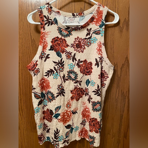 Maurices Tops - Maurice’s 2X super cute ribbed tank top. EUC. Only worn one time. Floral design.